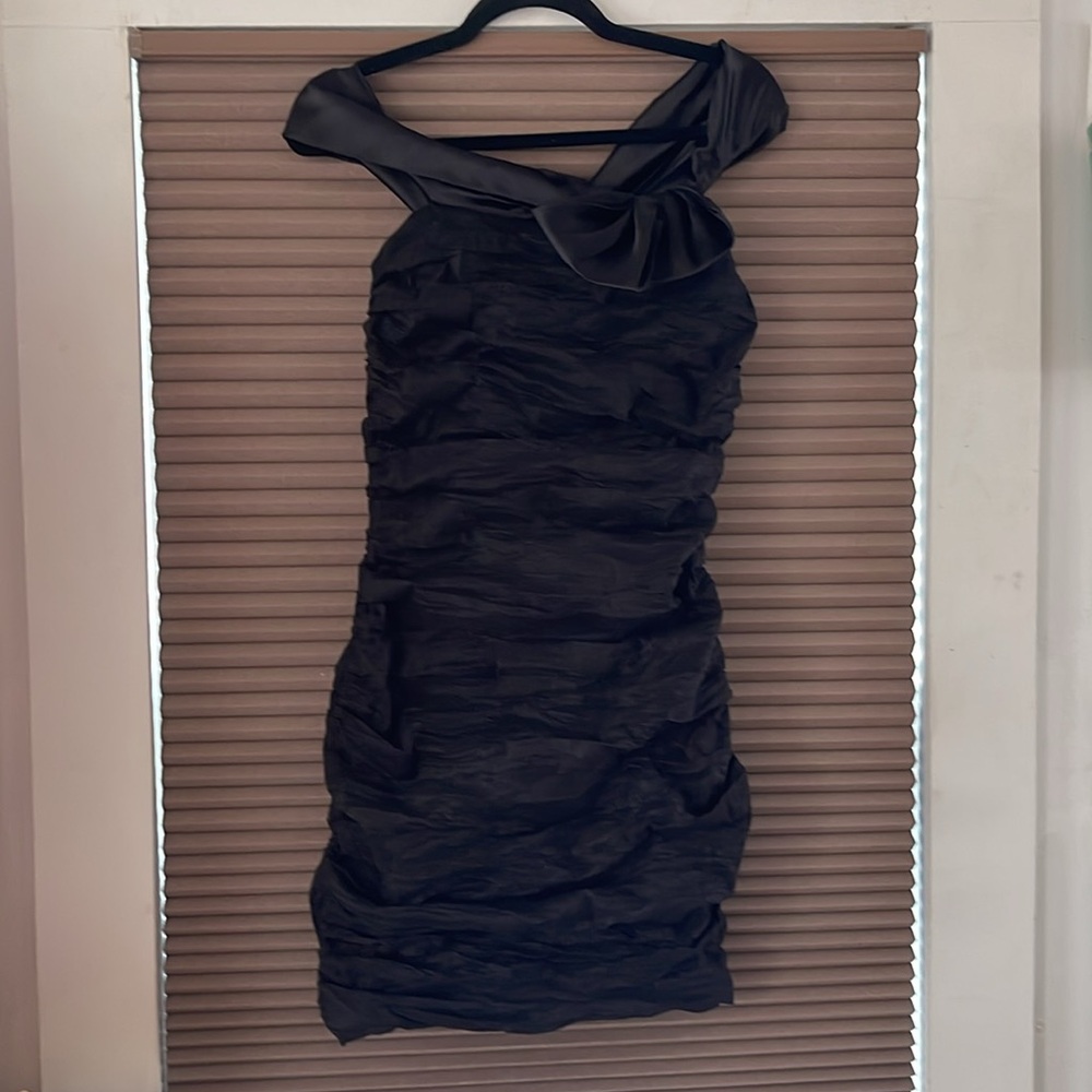 Rare Elegant Black Off-Shoulder Dress S - Picture 9 of 10